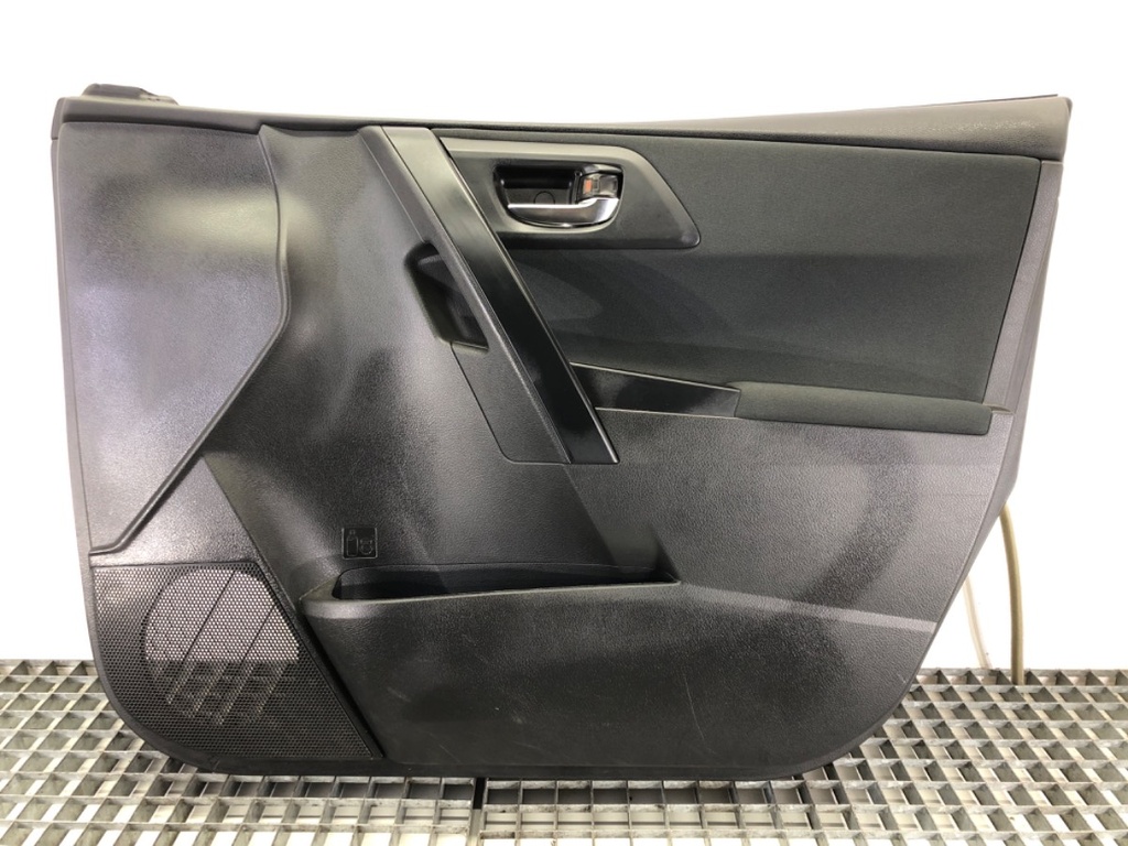 [STARK-657691] Panel de puerta delantero derecho Toyota Auris Touring Sports (_E18_) 2013-2018