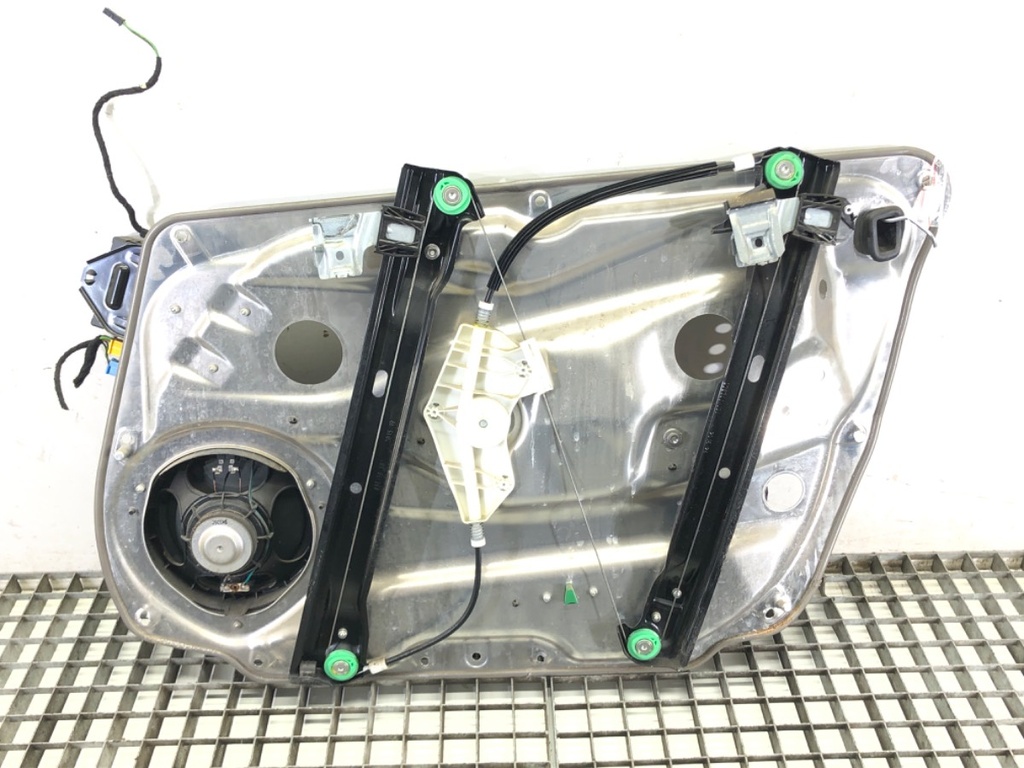[STARK-705968] Elevador de ventana delantero izquierdo Mercedes-Benz Clase E T-Model (S212) 2009-2016