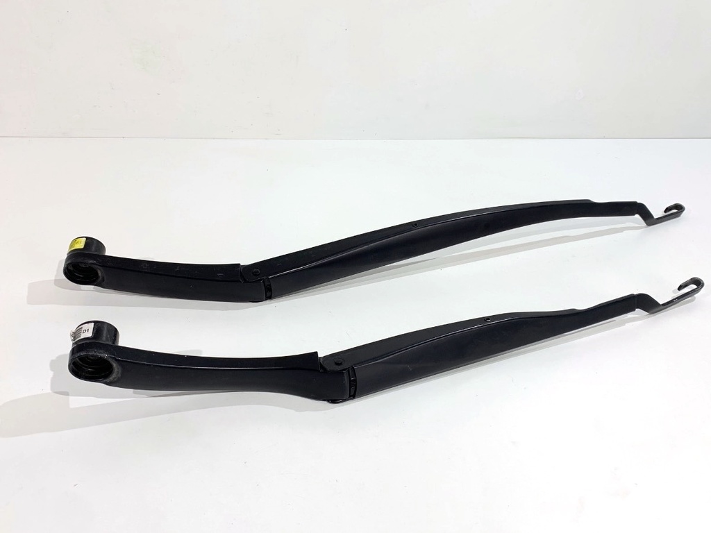 [STARK-795774] Brazo limpiaparabrisas delantero KIA Optima (JF) 2015-2022