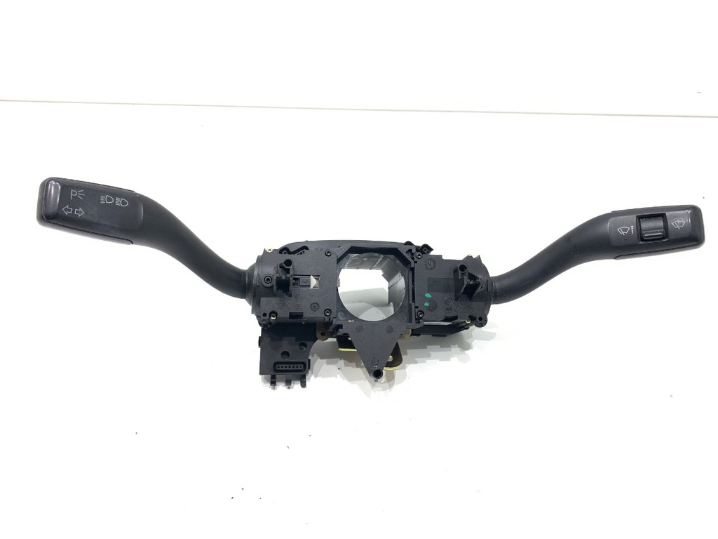 [STARK-797120] Combinado de interruptores AUDI A4 B6 (8E2) 1.6 75 kW 2000-2005