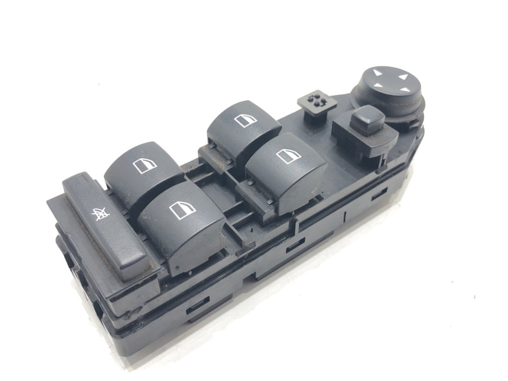 [STARK-806399] Interruptor de elevalunas BMW Serie 5 Touring (E61) 2004-2010
