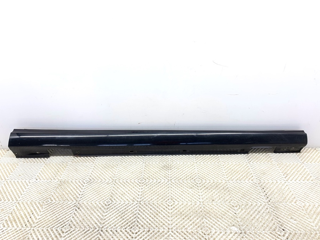 [STARK-837716] Moldura de umbral derecha para Mercedes-Benz Clase A (W176) 2012-2018