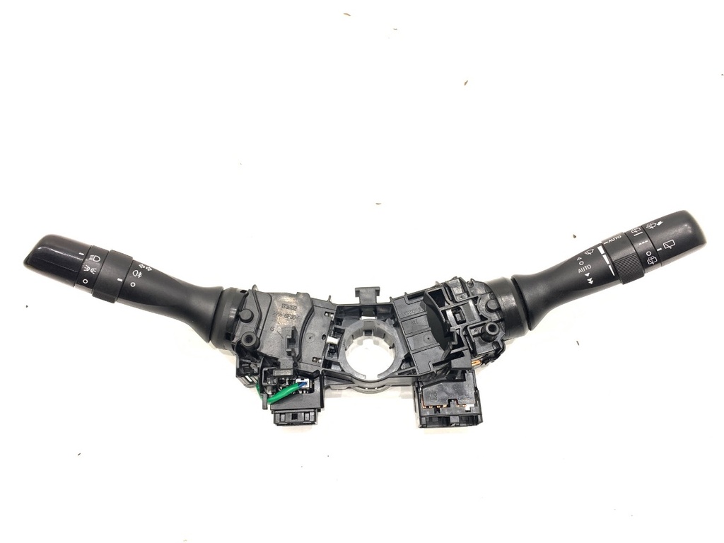 [STARK-838776] Combinación de interruptores TOYOTA YARIS (_P13_) 1.0 (KSP130_) 2010-2022