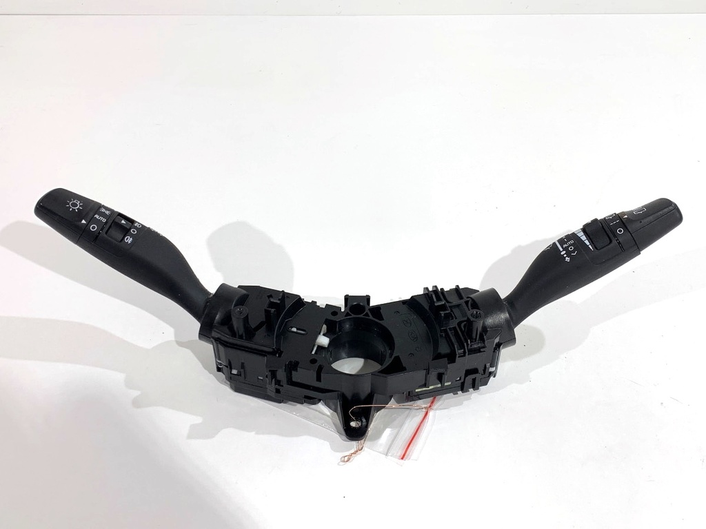 [STARK-839179] Combinado de luces e intermitentes KIA CARENS IV 2013-2022 1.7 CRDi