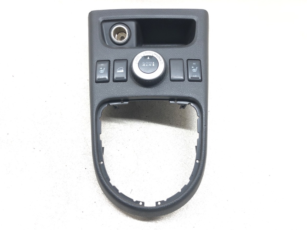 [STARK-456120] Interruptor Nissan X-Trail II (T31) 2.0 dCi 150 CV 2007-2018