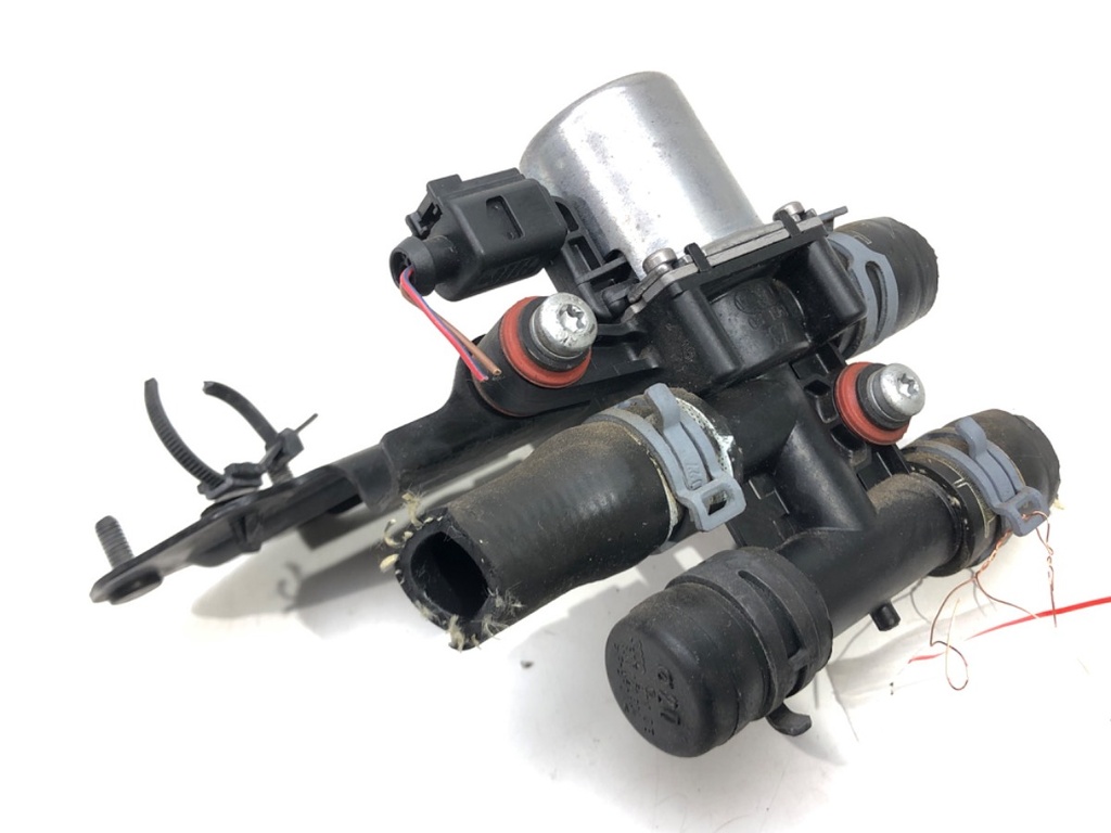 [STARK-486848] Bomba de agua adicional AUDI A4 B8 Avant (8K5) 1.8 TFSI 2007-2015