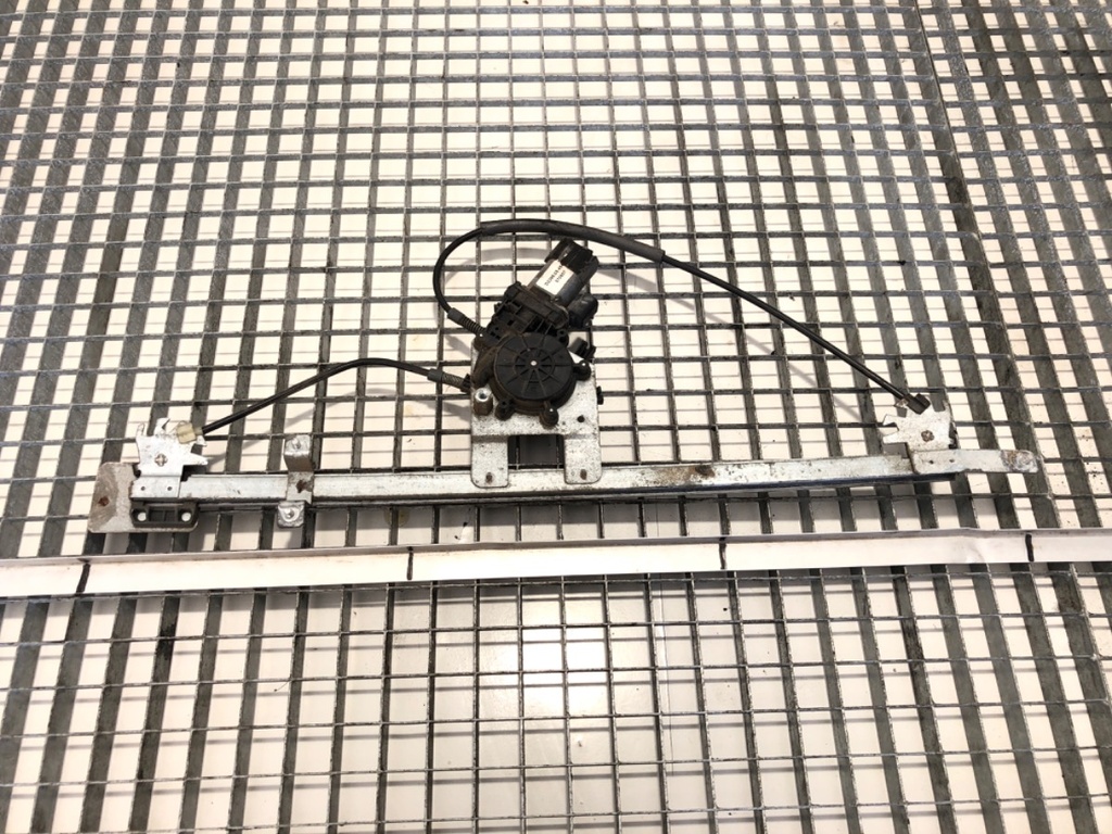 [STARK-574023] Elevador de ventana delantero izquierdo PEUGEOT Boxer Autobus (244, Z_) 2001-2022