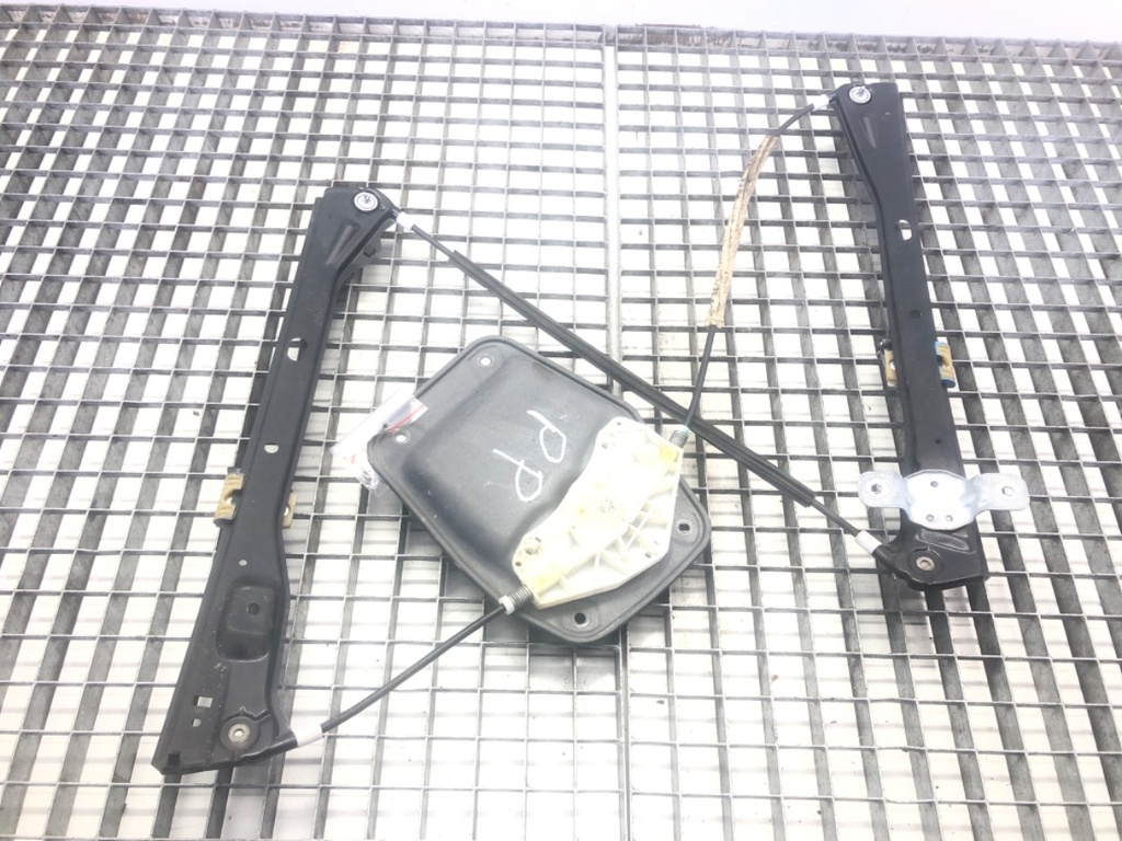 [STARK-615347] Elevador de ventanilla delantero derecho VW Golf V (1K1) 2003-2010