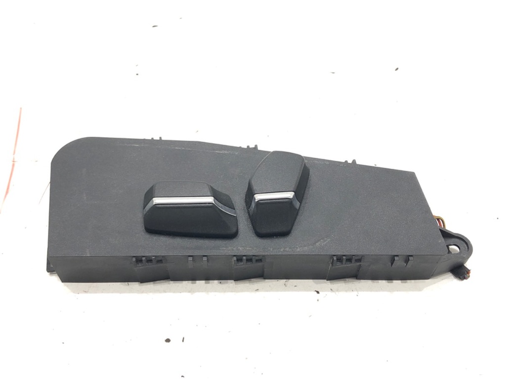 [STARK-619488] Interruptor de asiento BMW Serie 5 (F10) 528i 2011-2016