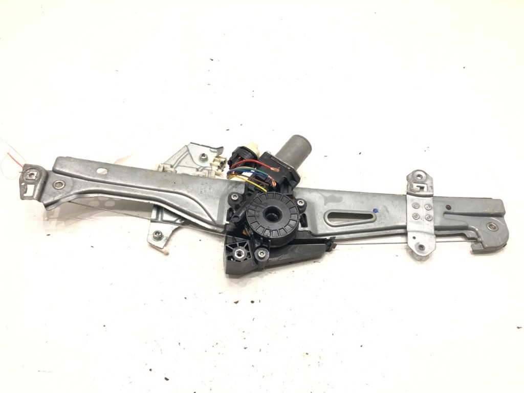 [STARK-627535] Elevador de ventanilla delantero izquierdo SUZUKI SX4 S-CROSS (JY) 1.6 AllGrip 2013-2022