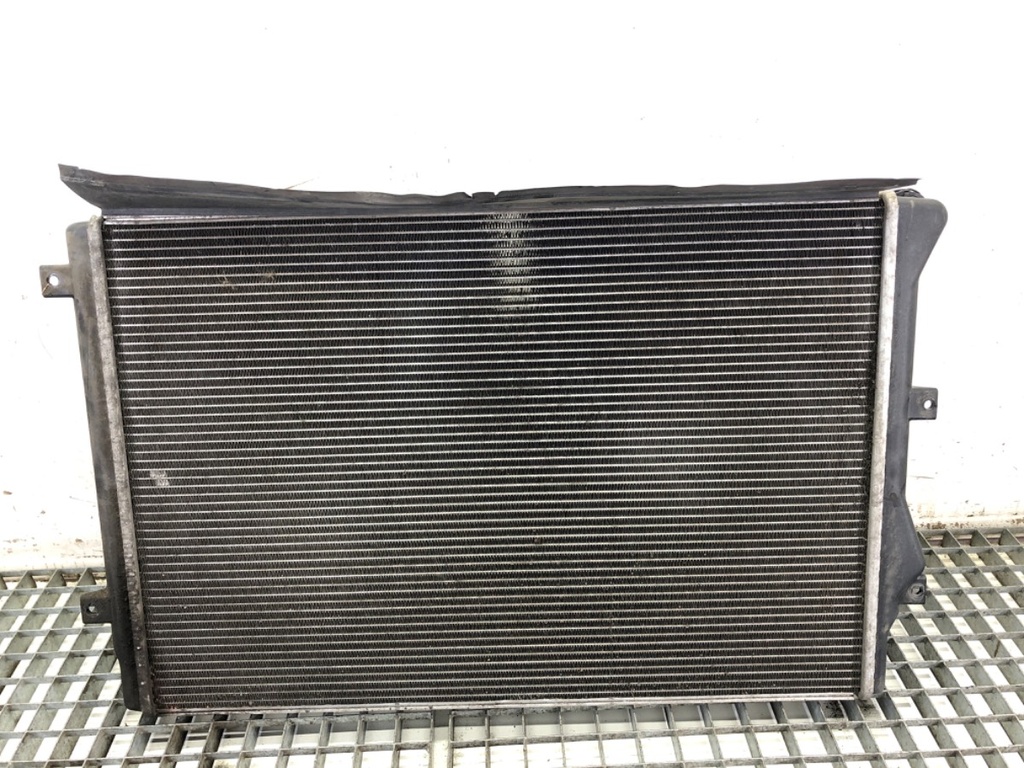 [STARK-736504] Radiador de agua VW Passat CC B6 (357) 1.8 TSI 118 kW 2008-2012
