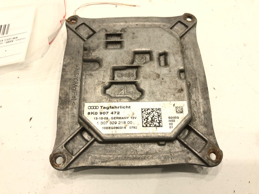 [STARK-748987] Módulo de giro de faro AUDI A4 B8 (8K2) 2.0 TFSI 155 kW 2008-2013