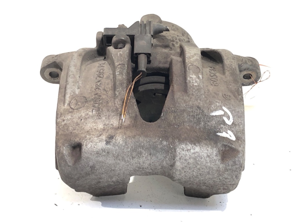 [STARK-751659] Pinza de freno delantera derecha Mercedes-Benz Clase E (W211) 2002-2009