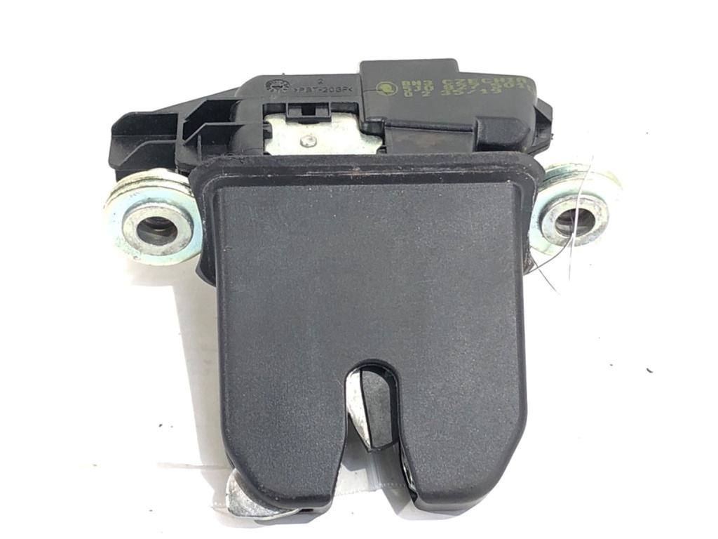 [STARK-770320] Cerradura de portón trasero SKODA FABIA II (542) 1.4 gasolina 2007-2014