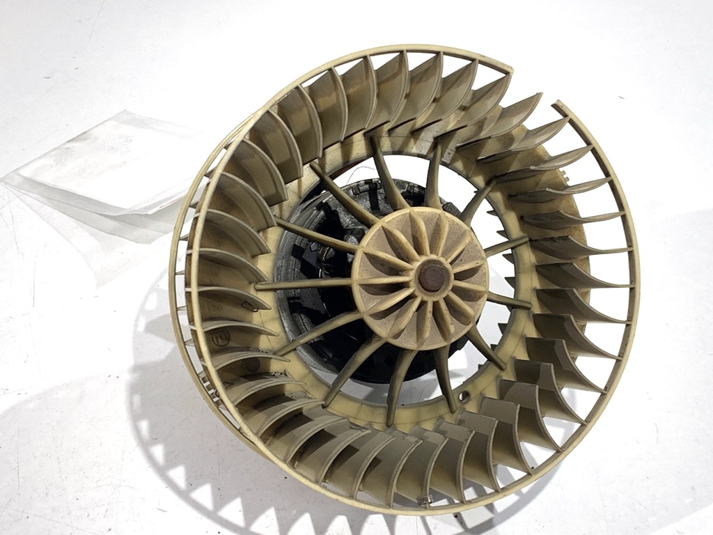 [STARK-871062] Ventilador de admisión de aire BMW 3 Compact (E36) 1994-2000