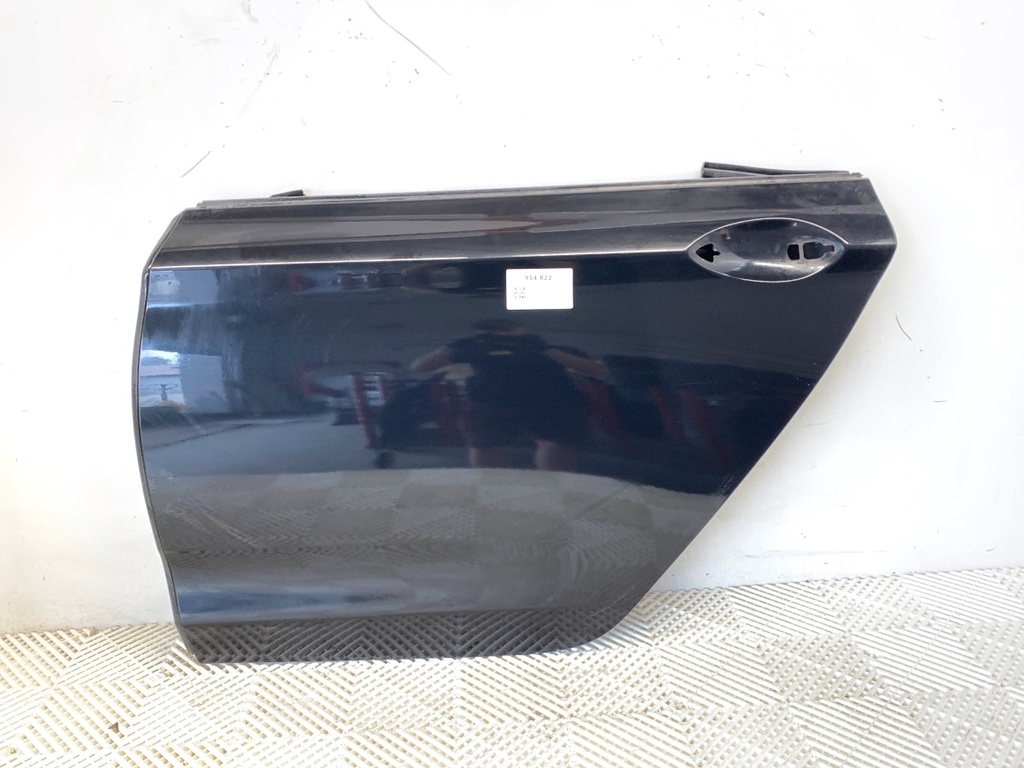 [STARK-914822] Puerta trasera izquierda BMW Serie 5 Gran Turismo (F07) 2009-2017
