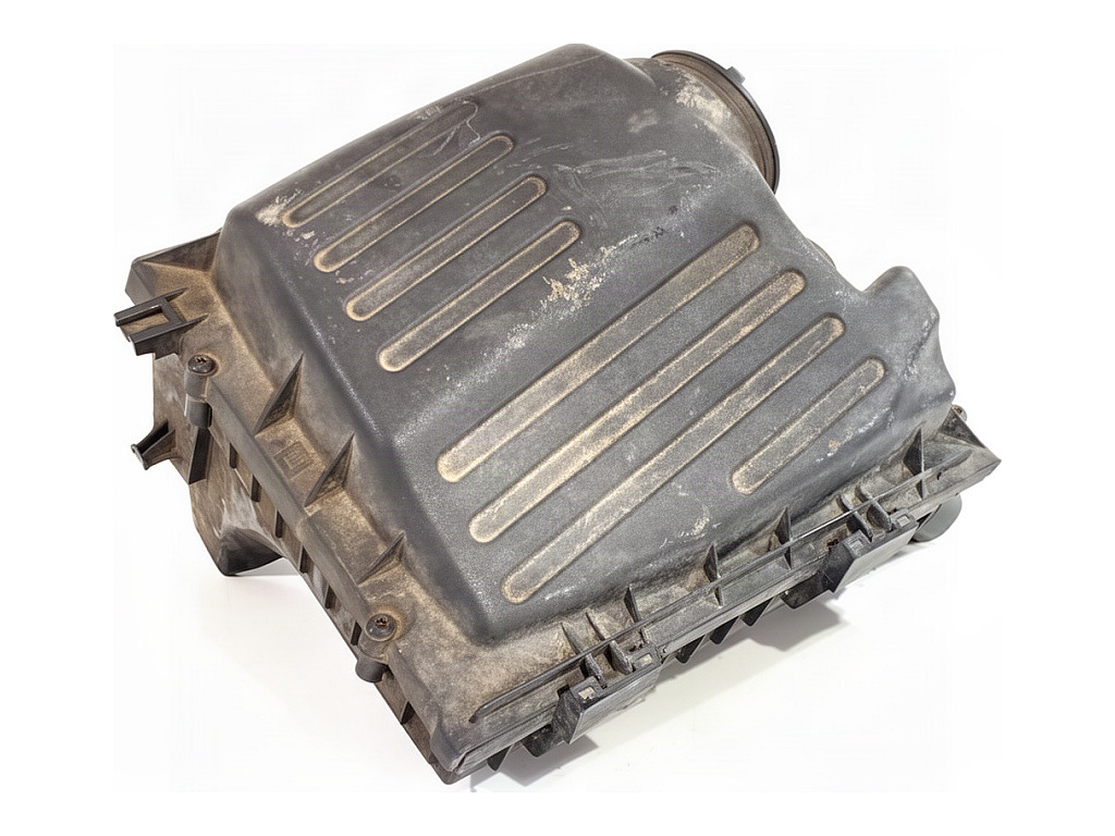 [STARK-936979] Caja de filtro de aire Opel Insignia A (G09) 2.0 CDTI 96 kW 131 CV 2008-2017