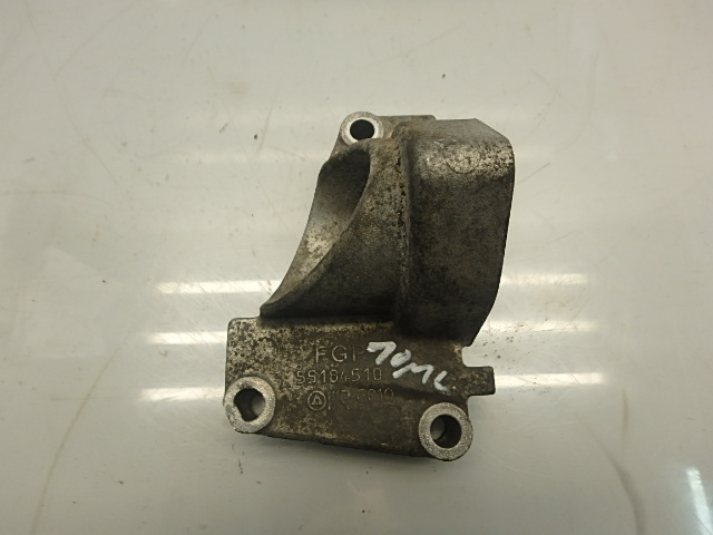 [MTD-108382] Estribo de soporte Opel Vectra C Zafira B Saab 9-3 1.9 CDTI Z19DT 55184510