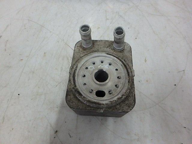 [MTD-140933] Radiador de aceite Audi Seat A4 8K A5 8T A6 4F Q5 8R Exeo 2.0 TDI CAG CAGA CAGC