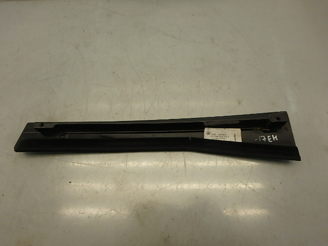 [MTD-141432] Panel de moldura, puerta trasera derecha VW Phaeton 3D 3.2 RHD AYT