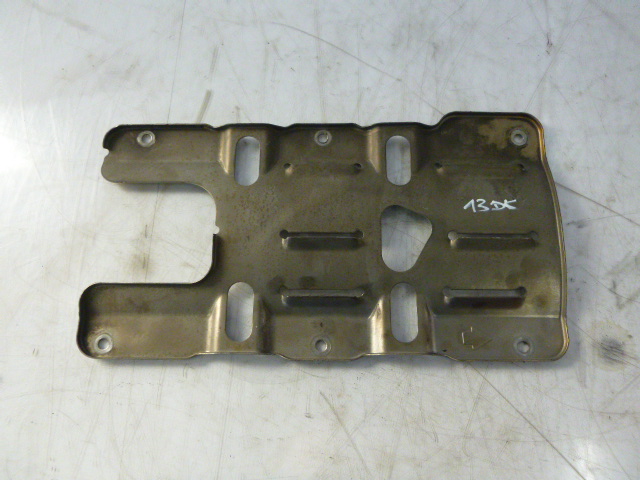 [MTD-144676] Placa deflectora Nissan Z33 350Z 3.5 V6 gasolina VQ35DE