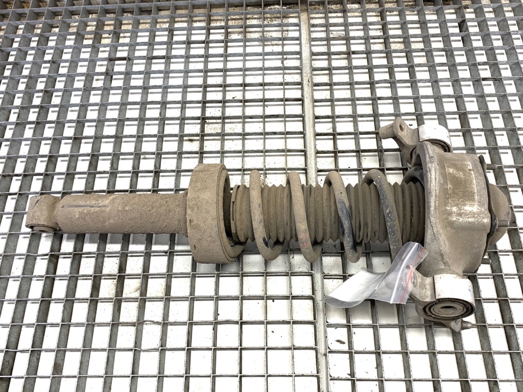 [STARK-885533] Amortiguador trasero derecho VW Touareg (7P5, 7P6) 2010-2018