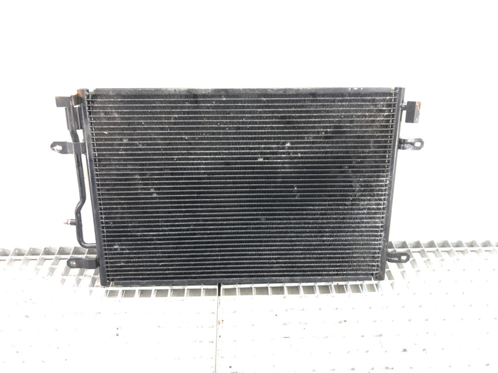 [STARK-466875] Radiador de aire acondicionado Audi A4 B6 (8E2) 2.5 TDI 2000-2005