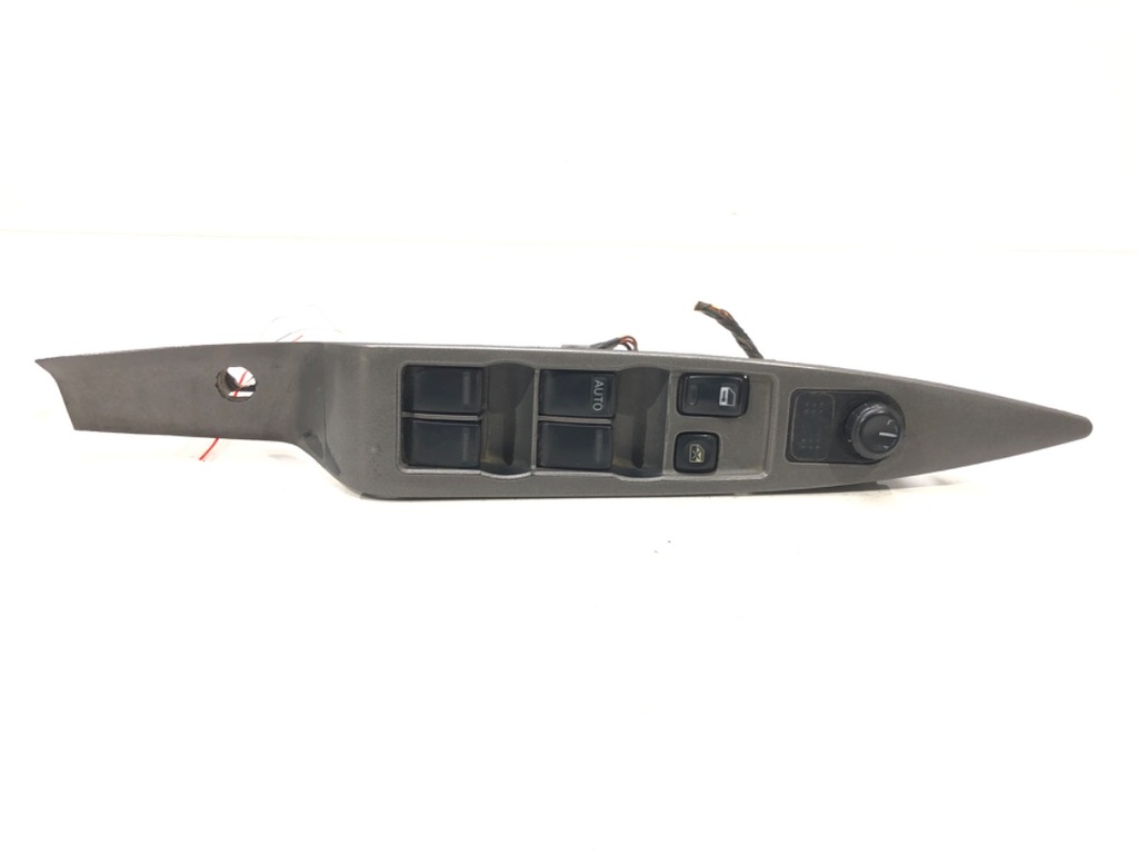 [STARK-471921] Interruptor de elevalunas Nissan Altima (L31) 2.5 131 kW 2001-2007