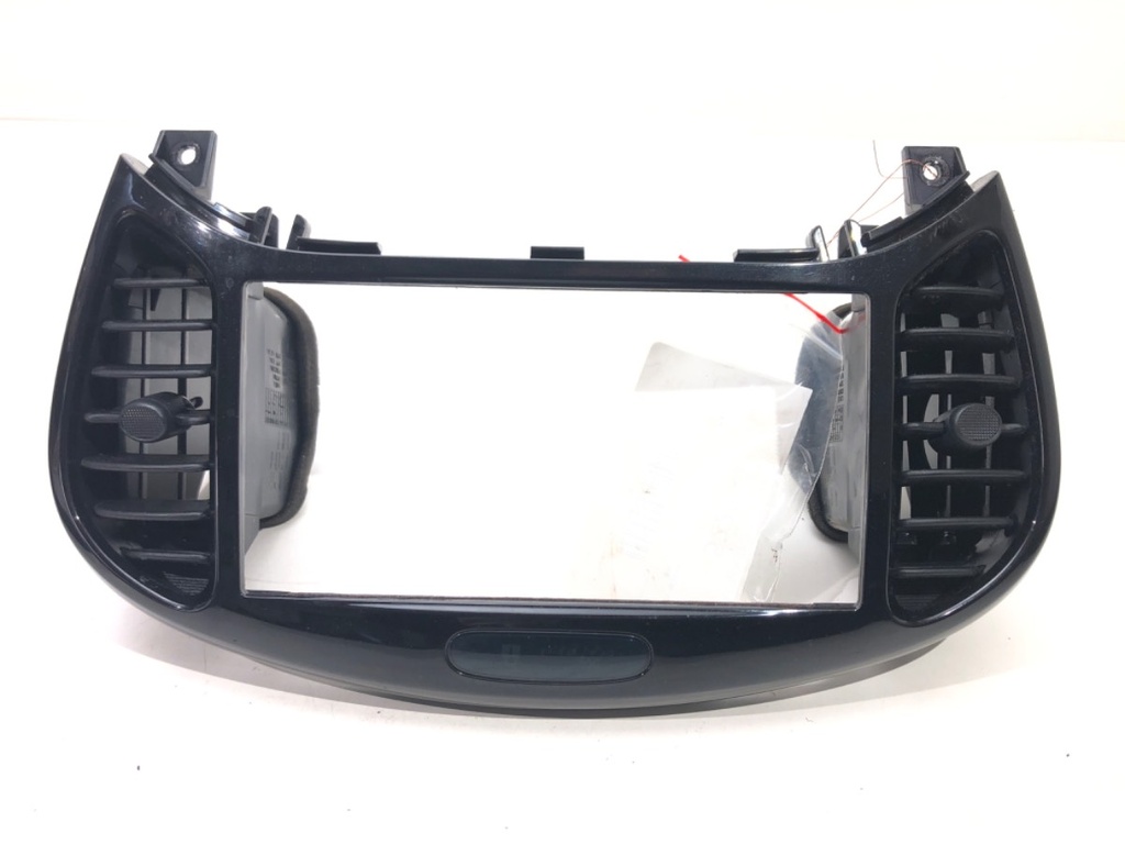 [STARK-522959] Rejilla de admisión de aire frontal Nissan Juke (F15) 2010-2022