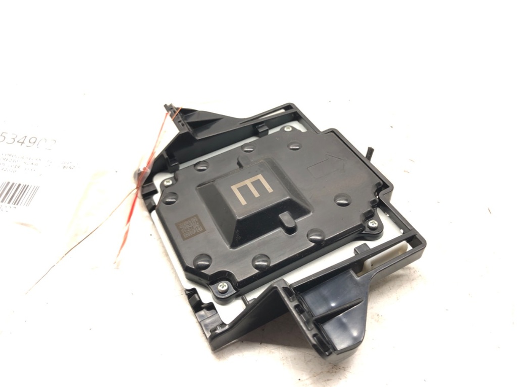 [STARK-534902] Antena Toyota Corolla sedán (_E21_) 2019-2022