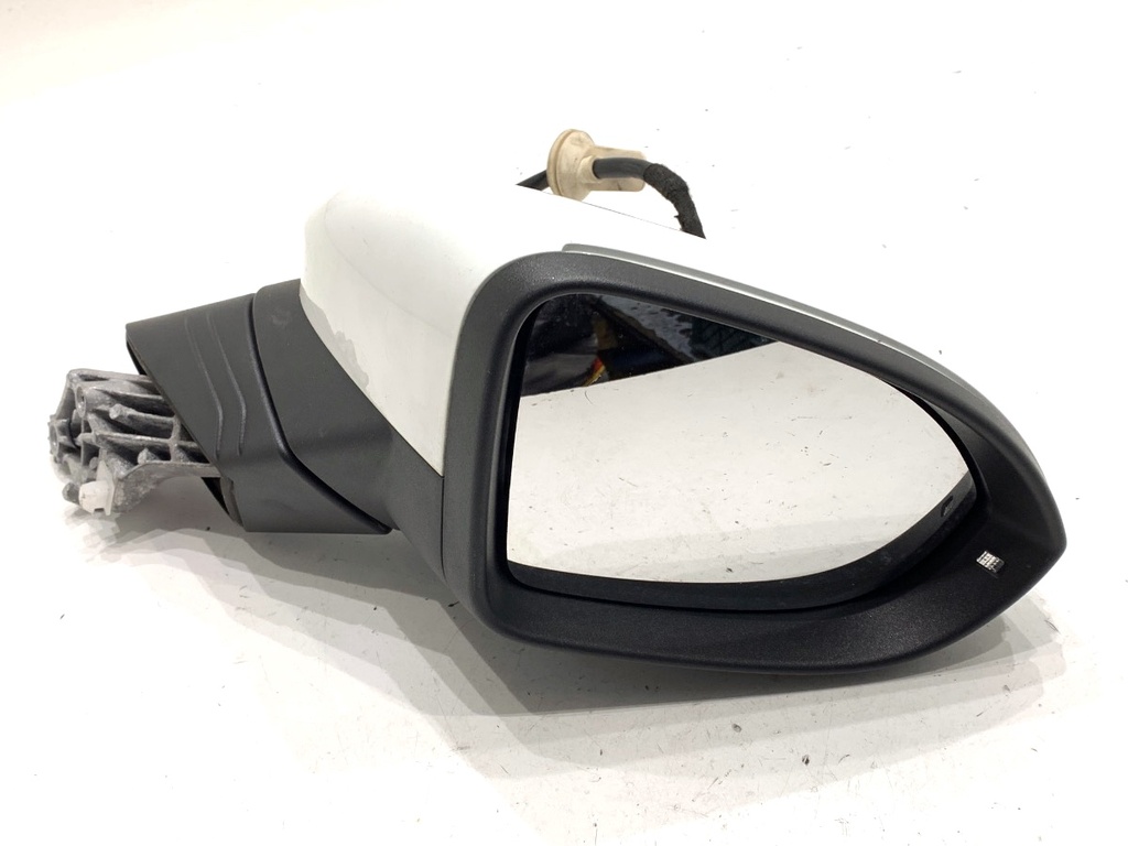 Retrovisor derecho VW Golf VIII (CD1) 1.5 TSI 110 kW 2019-2022