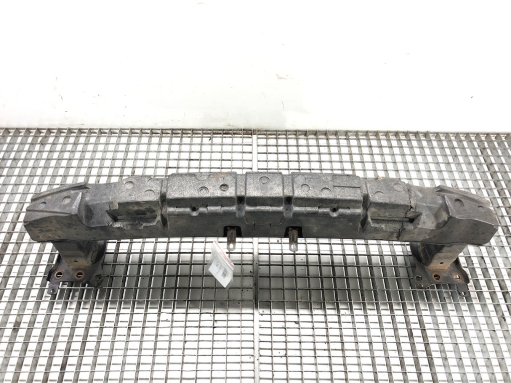 [STARK-642500] Barra de parachoques delantero VW Passat B6 Variant (3C5) 2005-2011