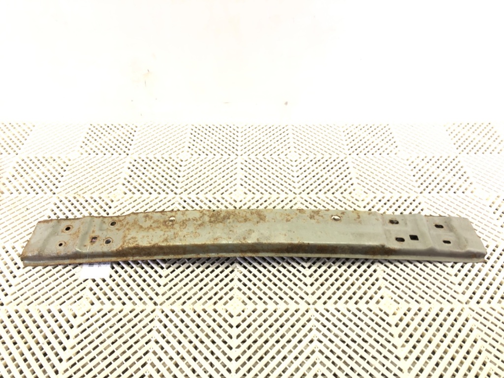 [STARK-643735] Viga de parachoques trasero Toyota Avensis sedán (_T27_) 2008-2018