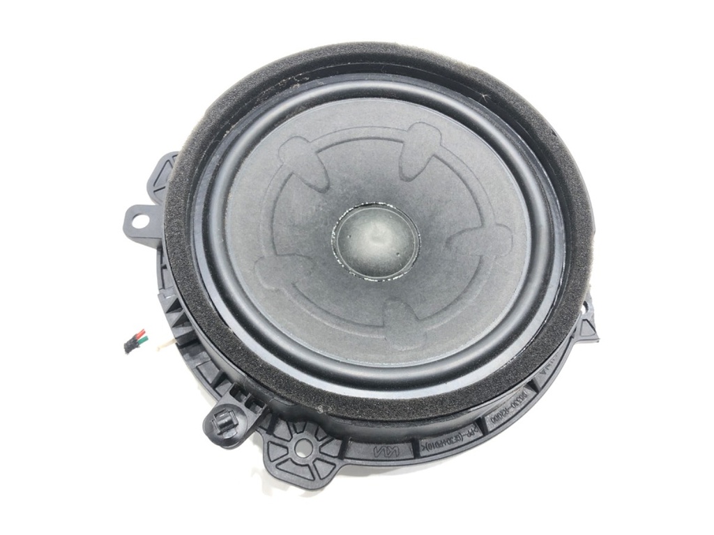 [STARK-644001] Altavoz KIA Sportage V (NQ5) 1.6 T-GDI MEHV 132 kW 2021-2022