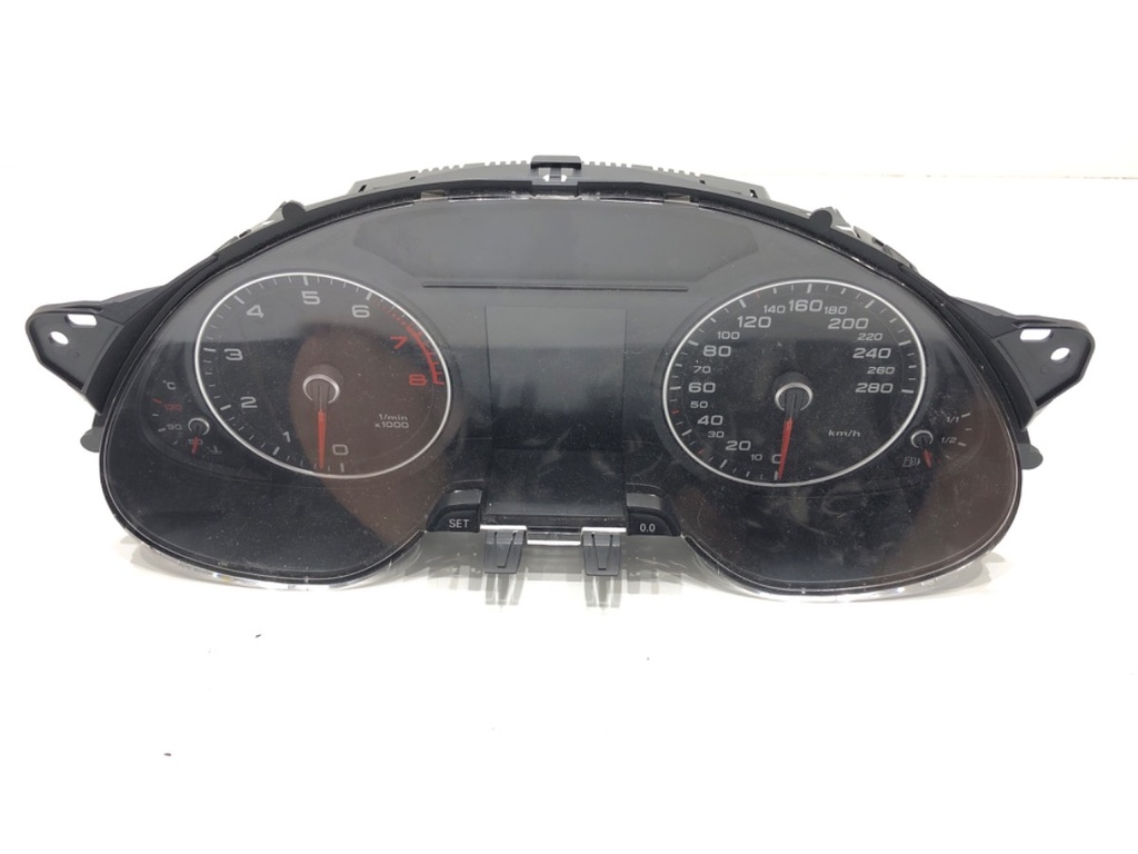 [STARK-924463] Velocímetro Audi A4 B8 (8K2) 1.8 TFSI 125 kW 2011-2015