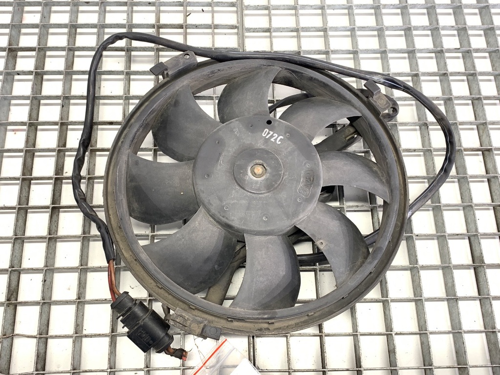 [STARK-759086] Ventilador de radiador de aire acondicionado VW Passat B5.5 (3B3) 2000-2005 1.9 TDI 4motion 96 kW