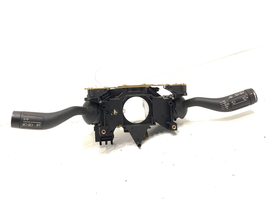 [STARK-766887] Combinado de luces e intermitentes VW Touareg (7LA, 7L6, 7L7) 2002-2013