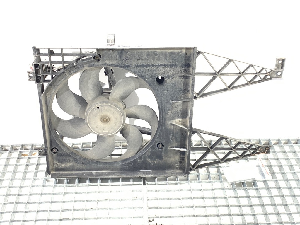 [STARK-784862] Ventilador de radiador VW Golf IV Variant (1J5) 1.9 TDI 74 kW 2000-2006