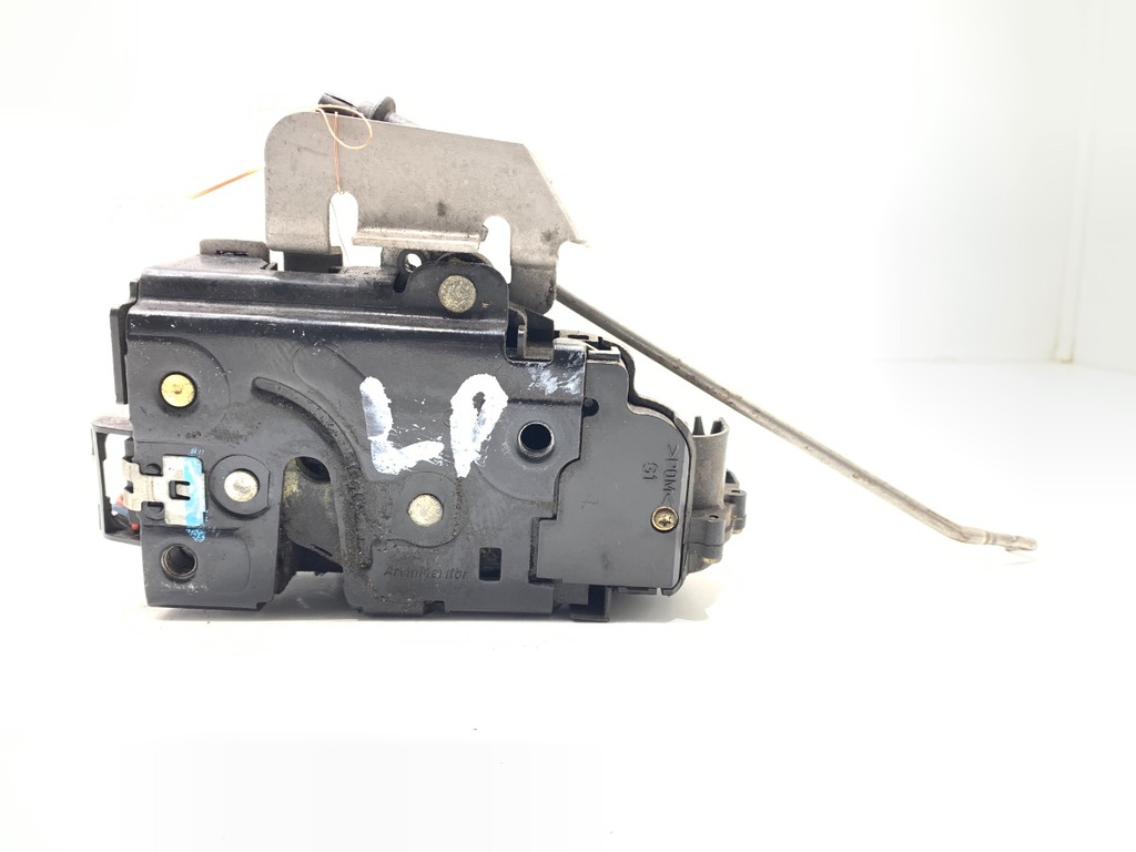 [STARK-787303] Cerradura de puerta delantera izquierda Audi A4 B6 (8E2) 2000-2005