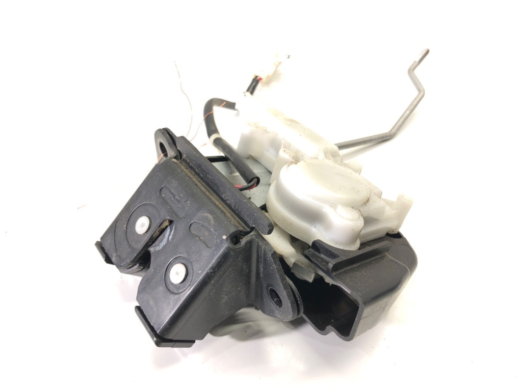 [STARK-814947] Cierre de portón trasero Mazda CX-7 (ER) 2006-2014