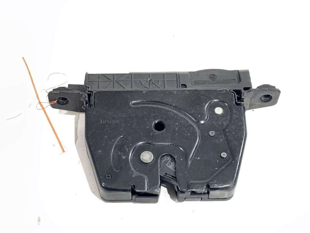 [STARK-824570] Cerradura de portón trasero BMW Serie 3 (F30, F80) 2011-2018