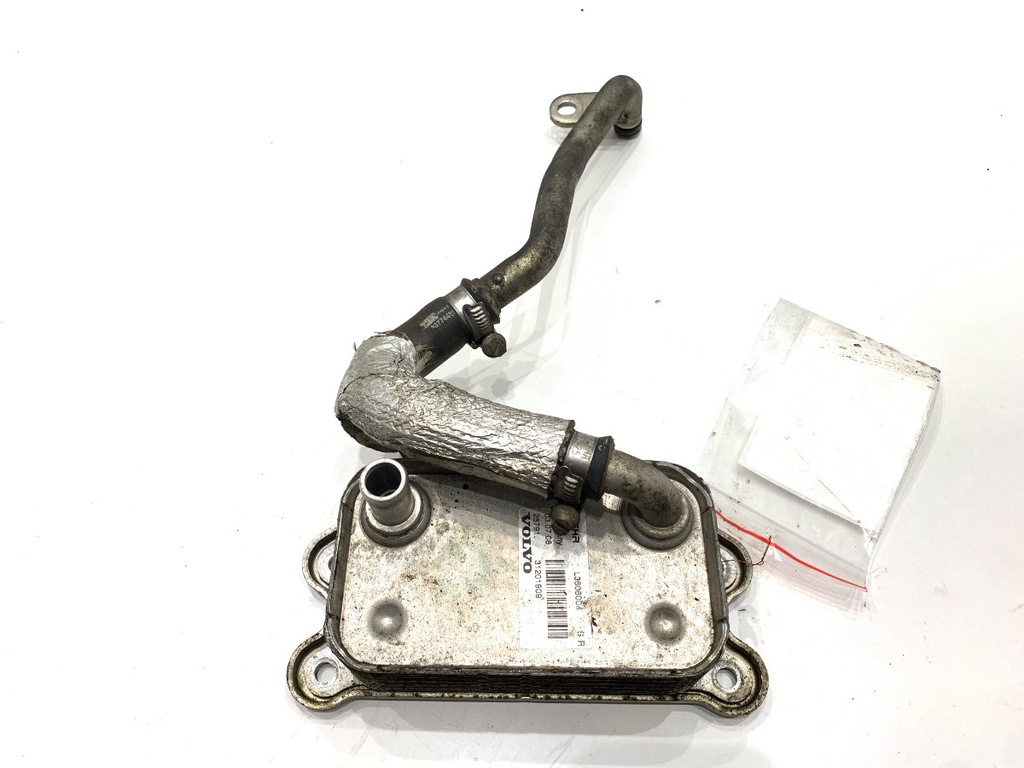 [STARK-837026] Enfriador de aceite Volvo V70 III 2.5 T 2007-2009