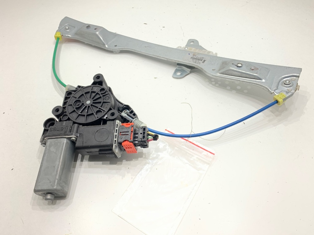 [STARK-837463] Elevador de ventanilla delantero derecho OPEL CORSA E (X15) 2014-2022