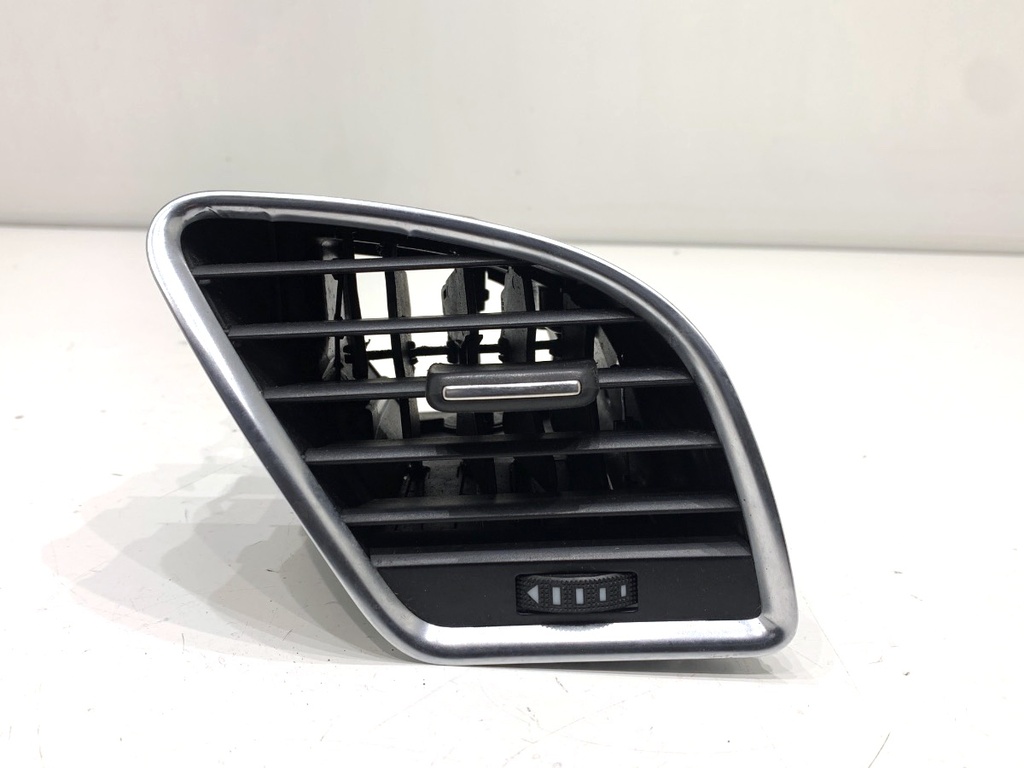 [STARK-839490] Rejilla de ventilación delantera derecha AUDI A5 (8T3) 2007-2017