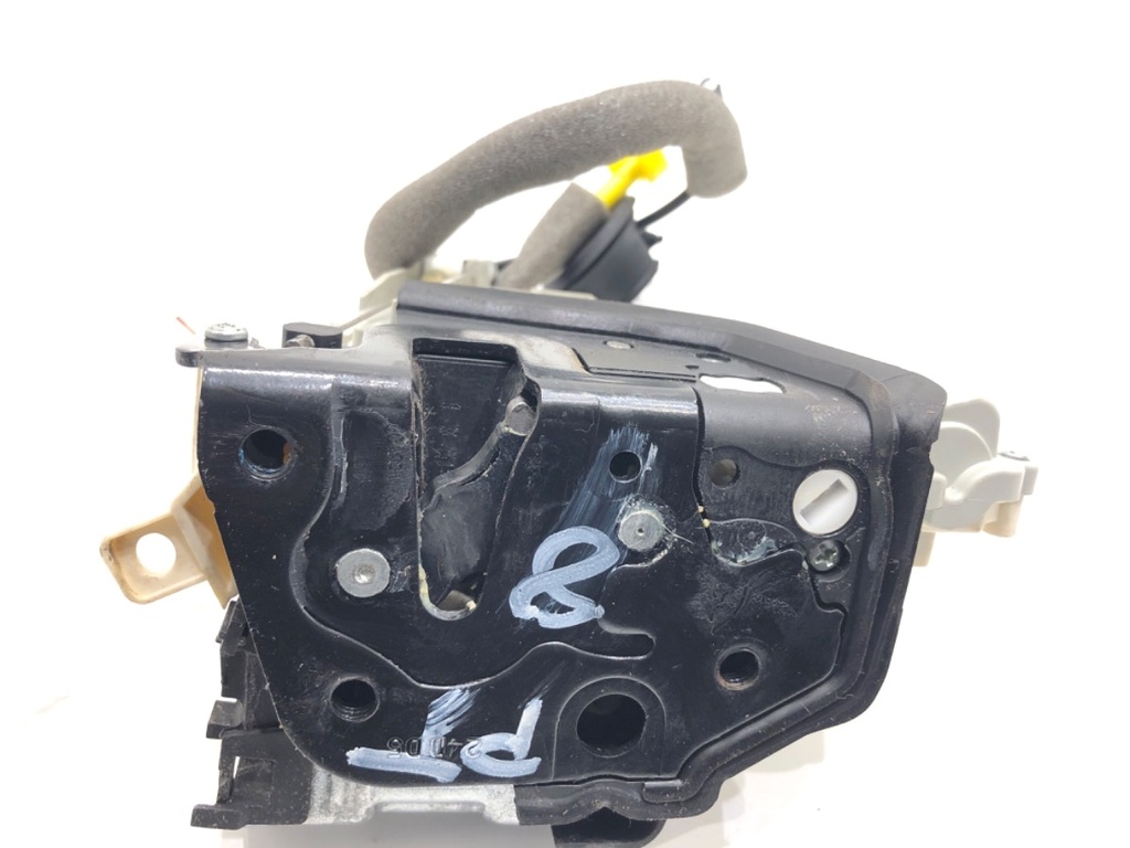 [STARK-852603] Cierre de puerta trasera derecha AUDI A6 C7 Avant (4G5, 4GD) 2011-2018