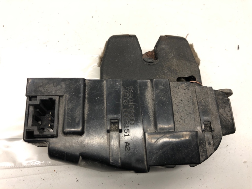 [STARK-857784] Cierre de portón trasero PEUGEOT 207 (WA_, WC_) 2006-2015