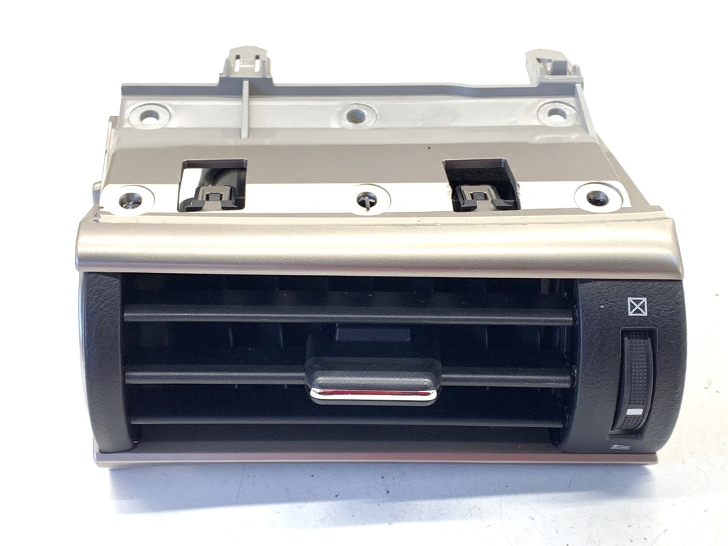 [STARK-862512] Rejilla de ventilación delantera derecha Lexus IS III (_E3_) 2013-2022