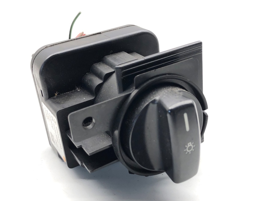 [STARK-866172] Interruptor de luces Mercedes-Benz Clase A (W169) 2004-2012