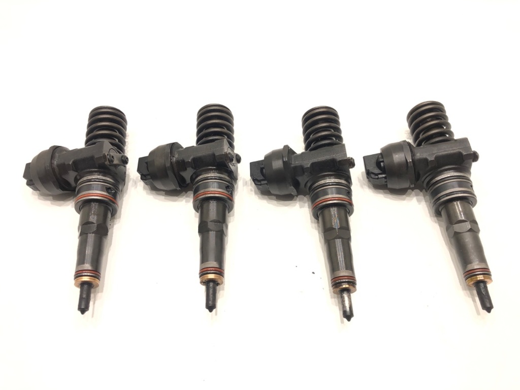 [STARK-623845] Juego de inyectores VW Bora Variant 1.9 TDI 85 kW 1999-2001