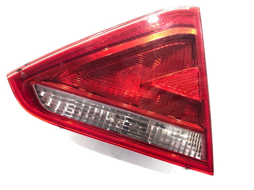 [STARK-875431] Piloto trasero izquierdo AUDI A5 (8T3) 2.7 TDI 2007-2017